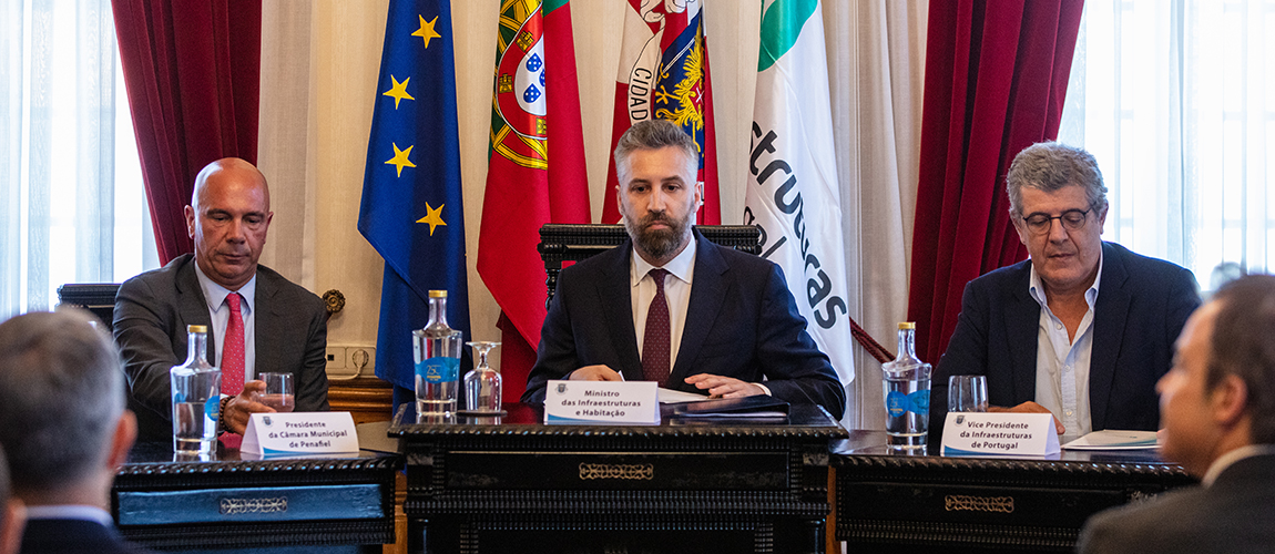 Construção do troço do IC35 entre Penafiel e Rans.