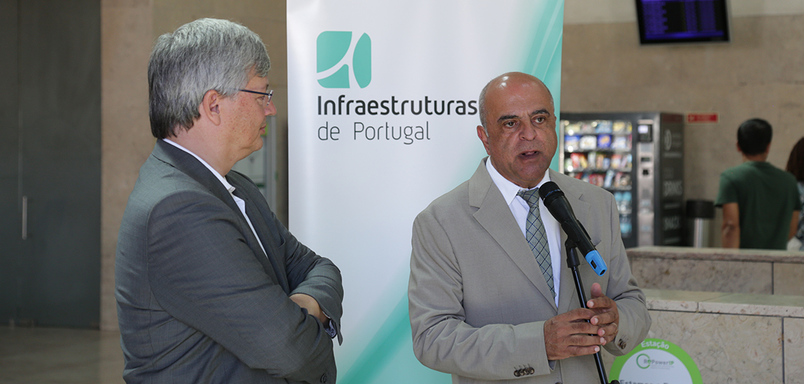 Imagem da intervenção do Presidente da Cimbal na inauguração da Exposição na Estação ferroviária do Rossio sobre a preservação do lince-ibérico