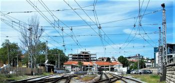 Linha de Cascais - via e catenária