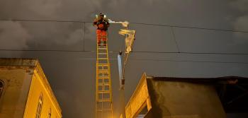 Imagem - Equipa IP a trabalhar na reposição das condições para retoma da circulação ferroviária